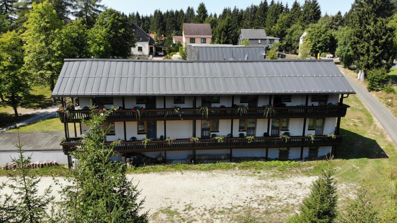 Hotel-Pension Rennsteighutte เฟราเอนวาล์ด ภายนอก รูปภาพ